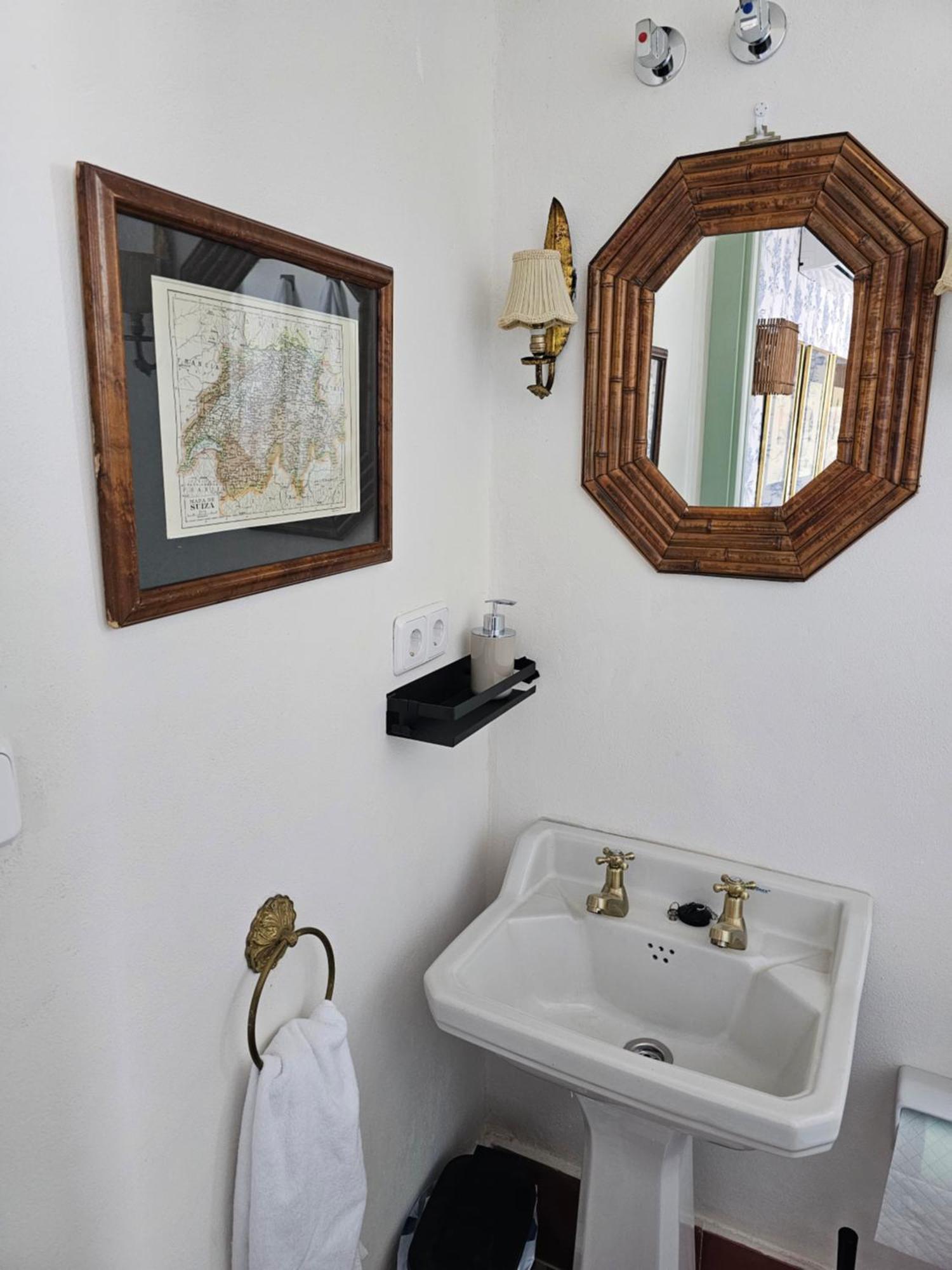 Gaviota Apartment *